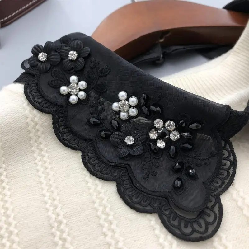 R7UF Decorative False Collar for Women, Embroidered Lace Collar Accessory for Refined Commute, Party and Evening Outfits
