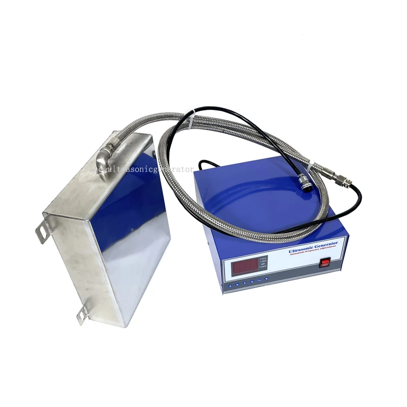 2000W 28KHZ Or 40KHZ Bottom Type Ultrasonic Transducer Immersion Cleaning Device