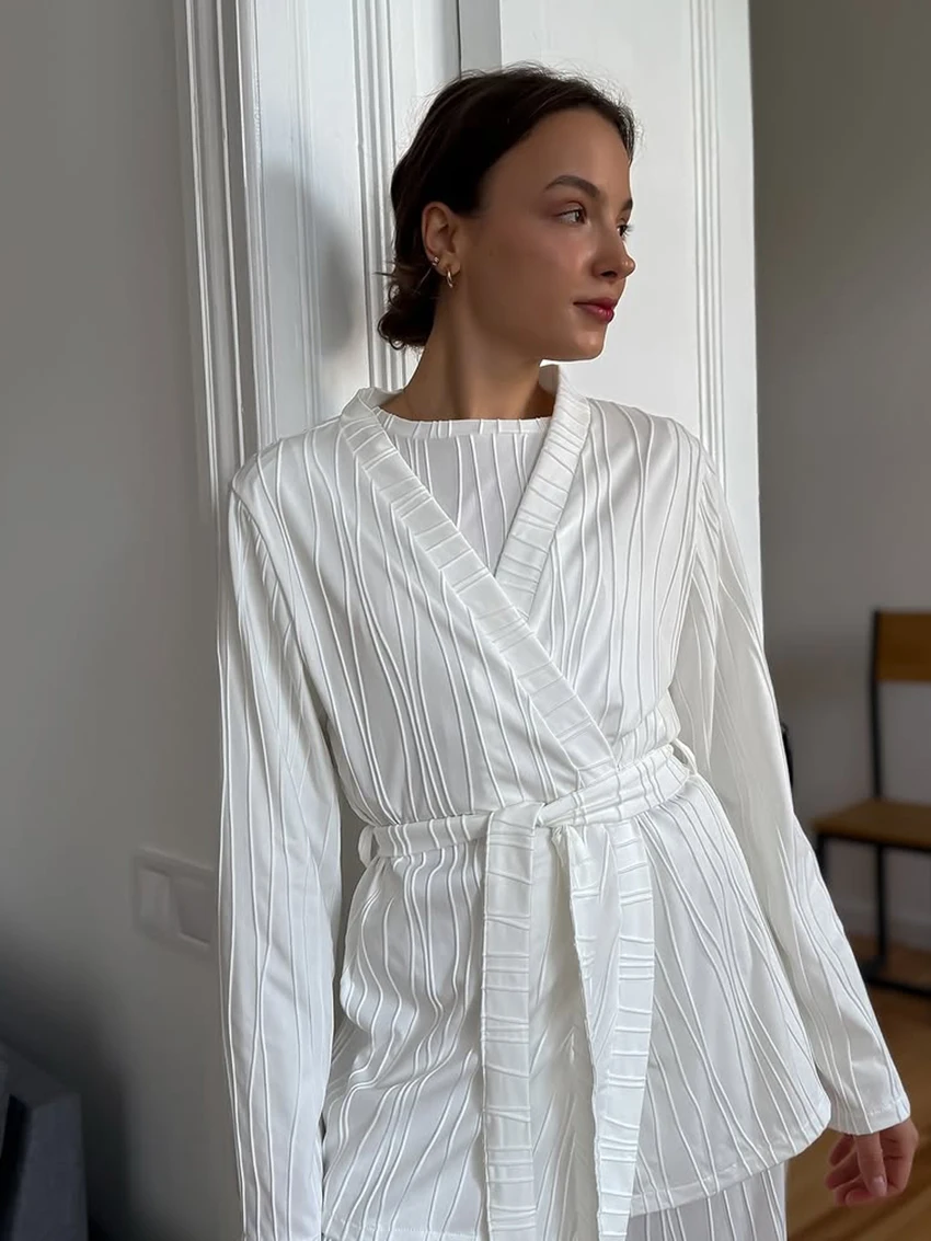 Marthaqiqi White Women Pajama Set Sexy V-Neck Sleepwear Long Sleeve Nightwear Lace Up Nightgown Pants Casual Ladies Nightie Suit