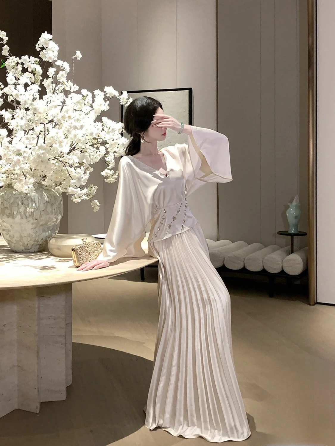 Syqiao Autumn New Style Pearl Accented Accordion Pleated High Waist Skirt Elegant Versatile Women's Fashion Polyester Fiber