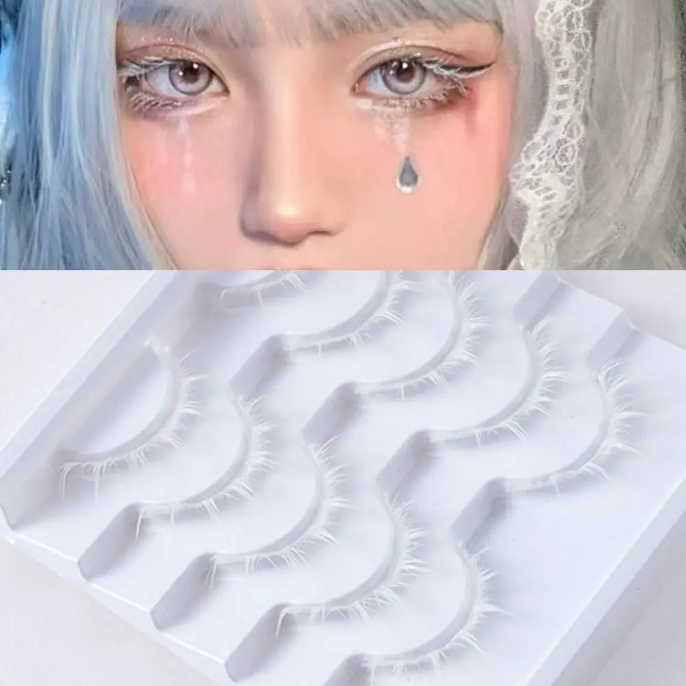 White White Anime Eyelashes Japanese Style Spiky 3D Upper Lashes 3D Manga Cosplay Eyelashes for Halloween Party Stage Masquerade