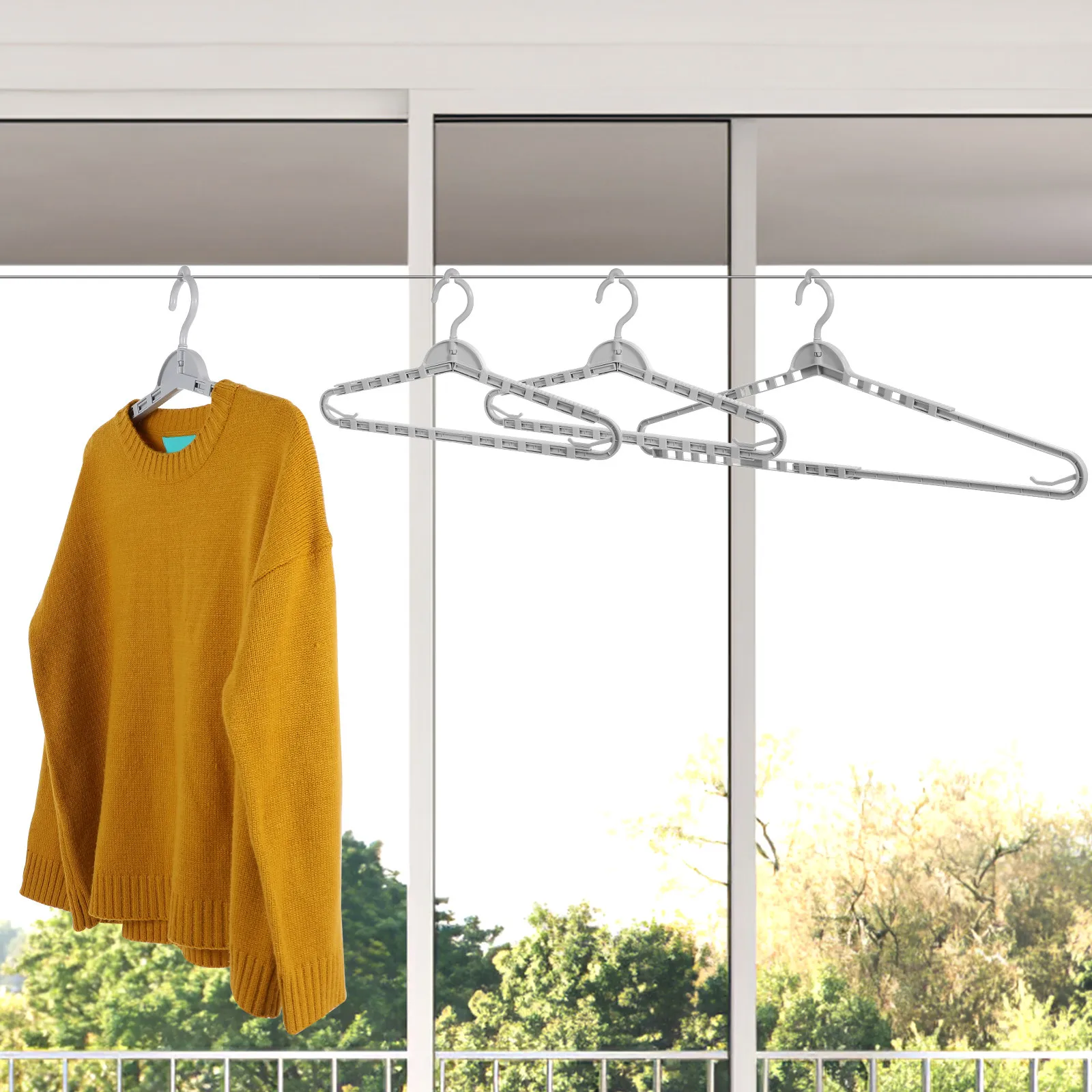 4Pcs Sturdy PP Extra Wide Hangers Retractable Adjustable Clothes Hangers for Sheets Towels Quilts Coats Skirts Pants Drying Use