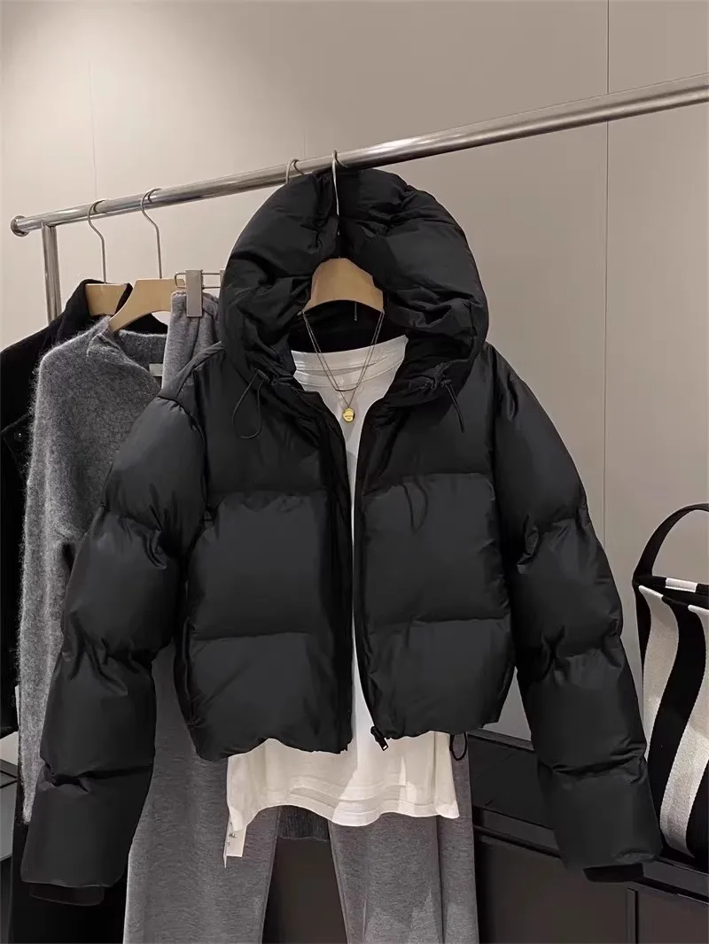 Casaco Curto com Capuz para Mulheres, Lançamento Outono Inverno, Casaco de Aodão Espo, Estilo para o Dia a Dia, Enchimen...