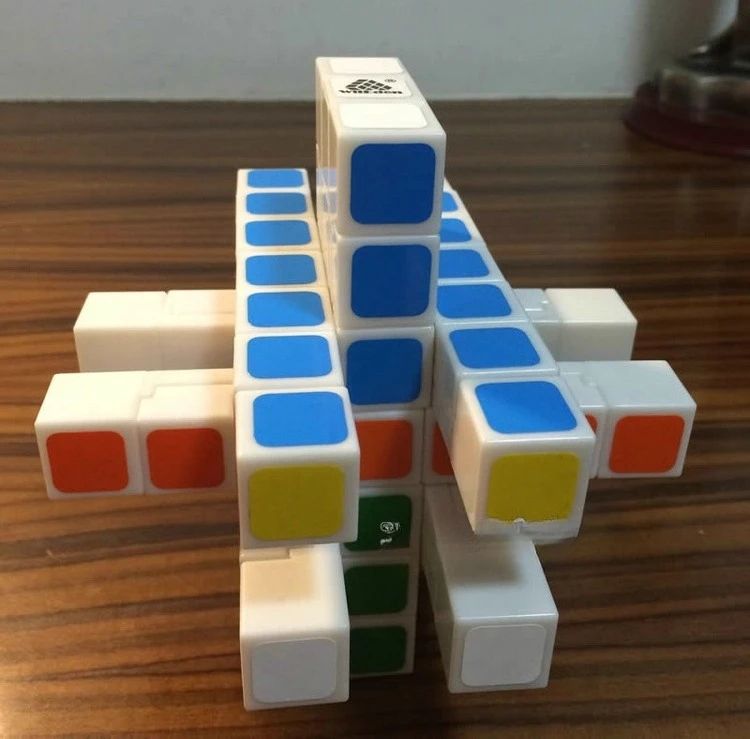 337 Cubo alieno Scala desiglabile 3x3x7 Cubo magico 3D Puzzle Toy Witeden Intelligence Park Antistress Giocattolo divertente Regalo