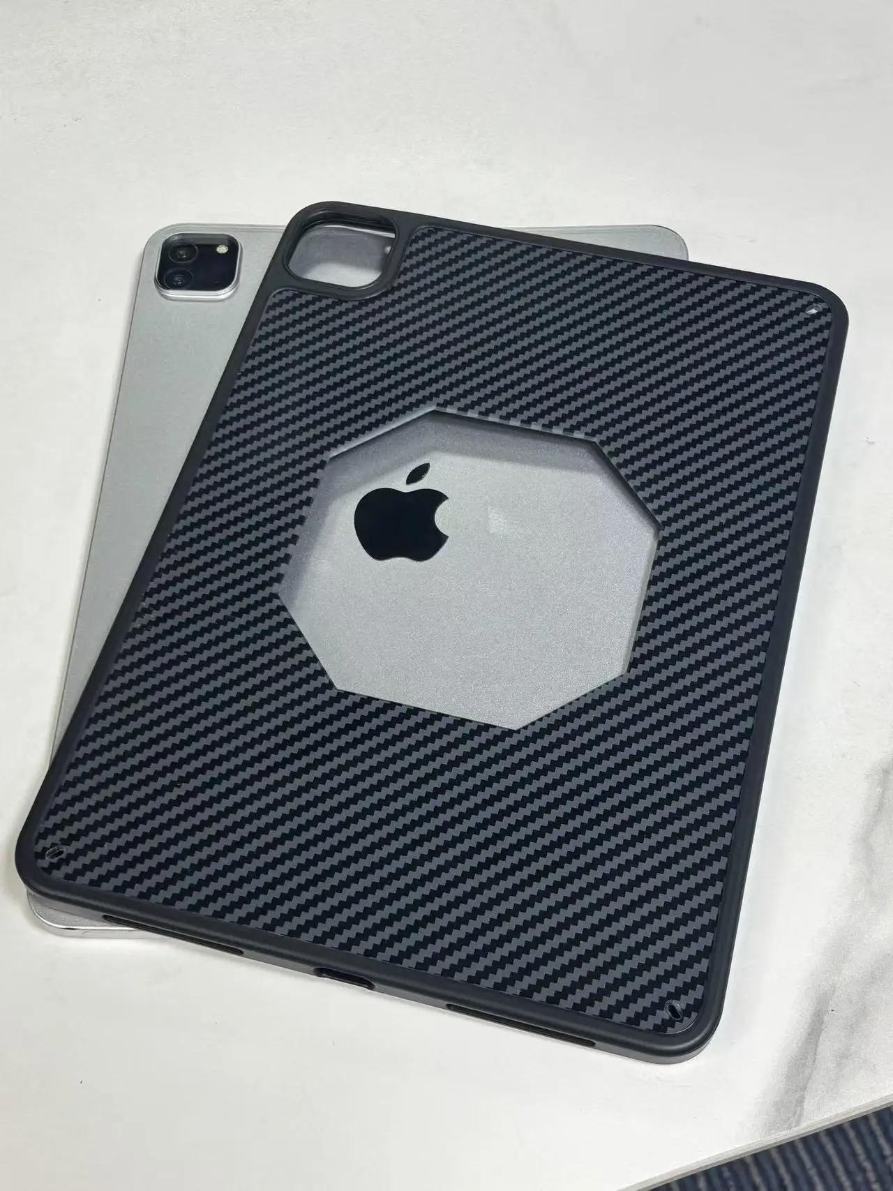 Hollow out Case for iPad Air 4 5 6 7 Pro 2024 11"13"12.9"2018 Mini 7 A17 pro A16 11th 2025 10th 10.9 2022 Hard Cover Back Fundas