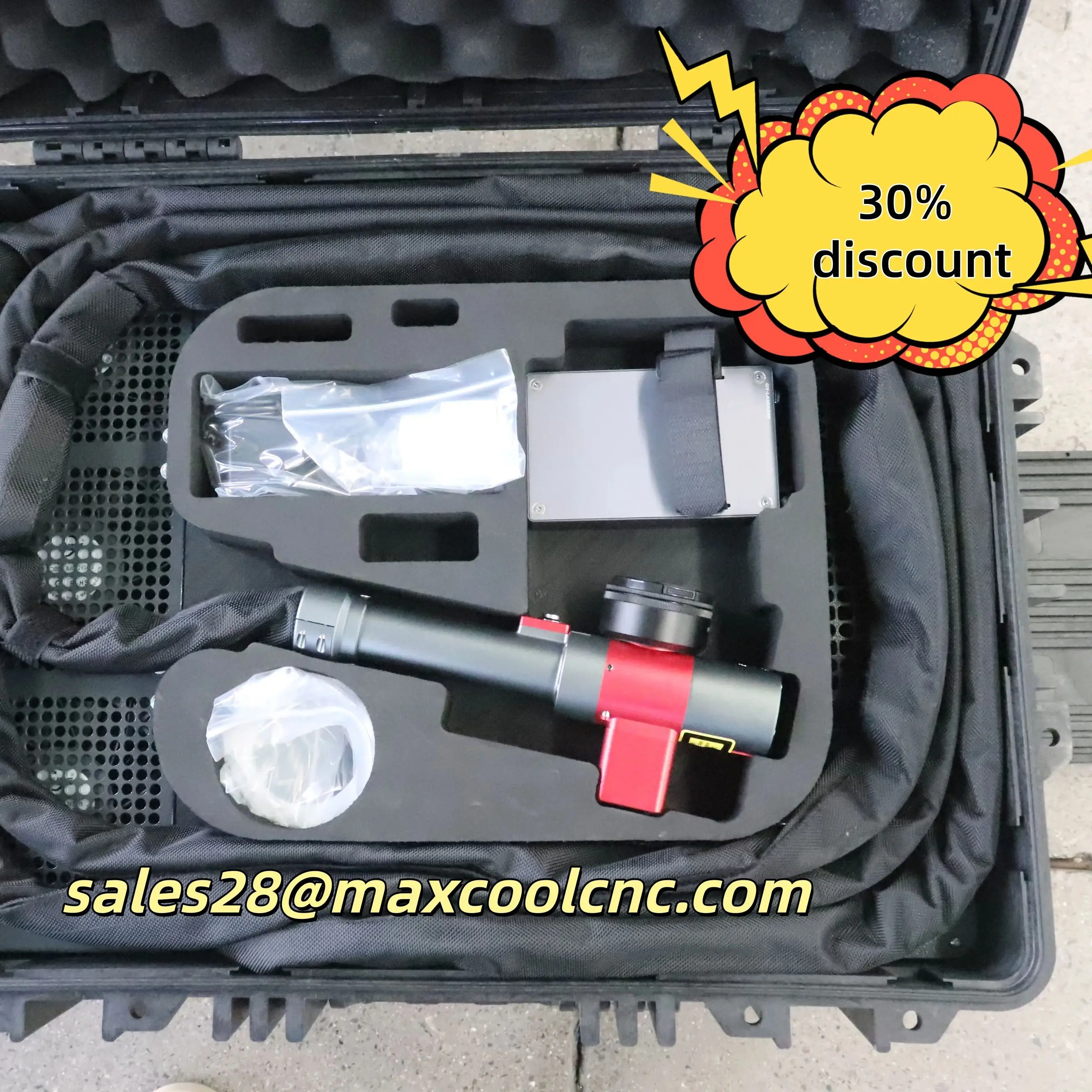 

2026 Портативные 45 кг ручные лазерные машины для чистки чемоданов и багажа Точные лазерные чистящие машины для очистки краски от ржавчины