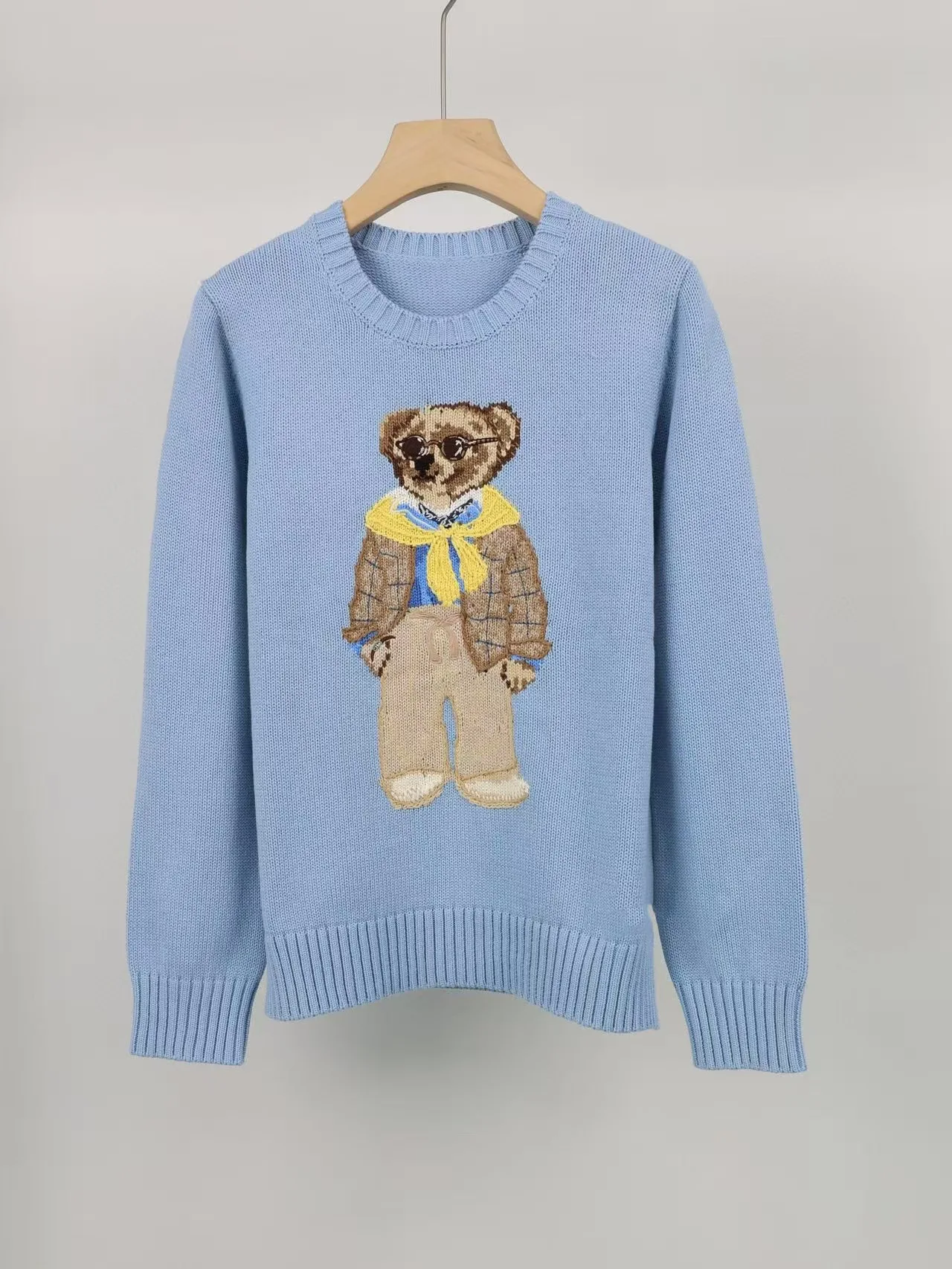 Novo outono e inverno clássico bordado céu azul simples cachecol amarelo, ursinho de pelúcia de malha rl pulôver versátil de alta qualidade feminino