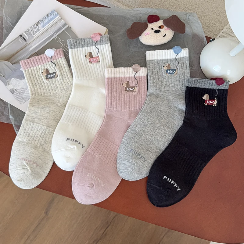 

Cute Women Socks Korean Style New Autumn Fashion Kawaii Cartoon Socks Girls Casual Elastic Trendy Embroidery Socks Breathable