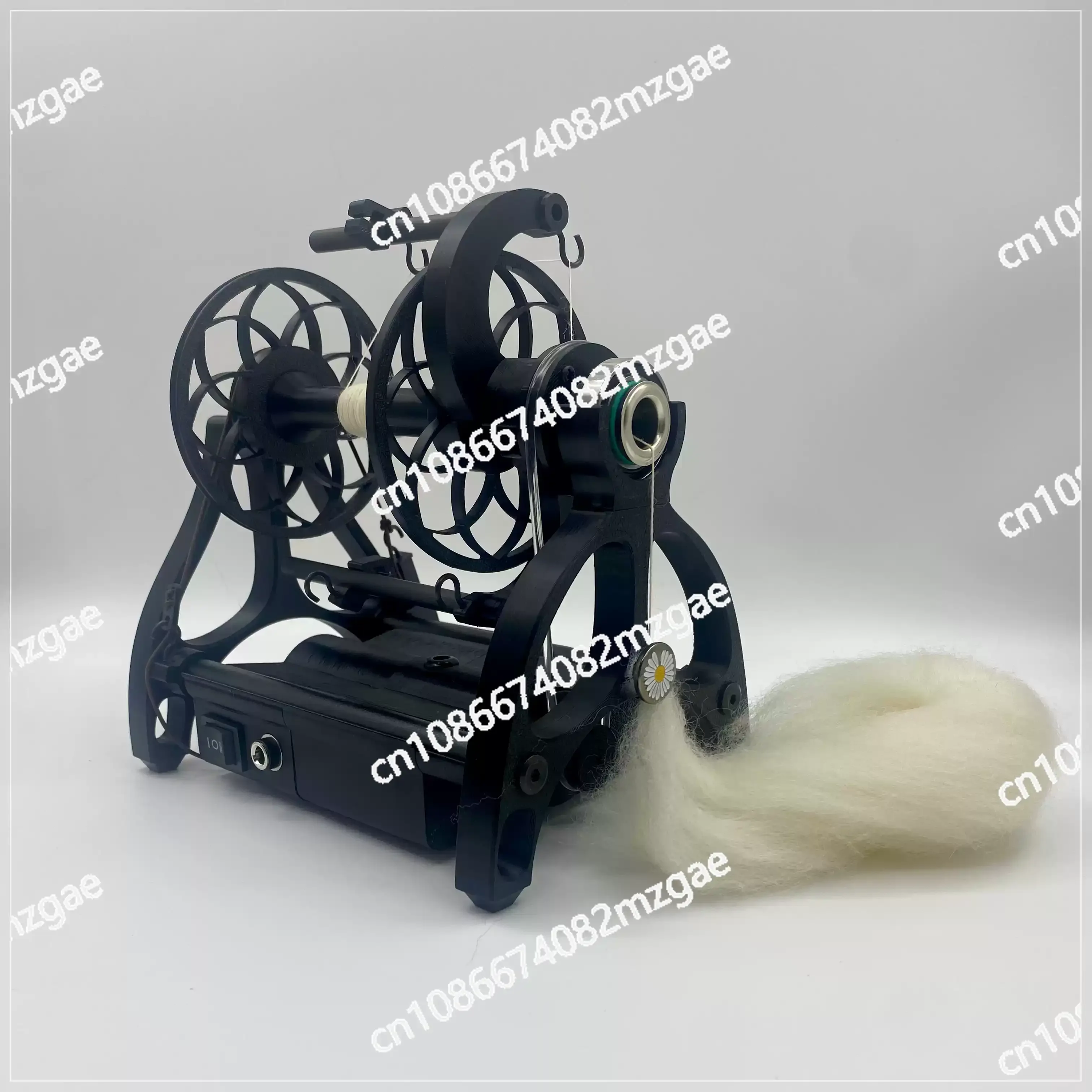 

Мини-вращающаяся электрическая бытовая машина для намотки пряжи из шерстяного волокна 12 В, карбоновый рычаг маховика, инструмент для шерсти, хлопка, шелка, волокна