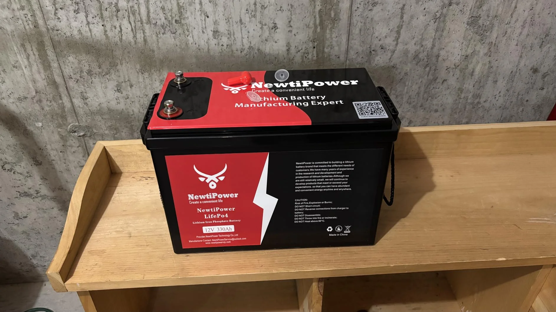 Fish Finder Battery 12V - แบตเตอรี่ลิเธียมไอออน LiFePO4 ขนาดเล็ก 12V 330Ah ความจุ