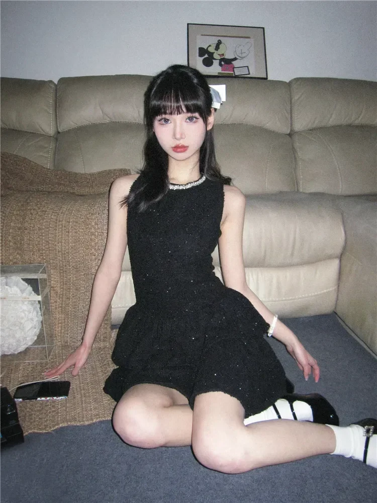 

French Women Beads O Neck All Black Cake Dress Fashion Sparkling Sleeveless Tank Mini Dress Slim Short Birthday Party Dress