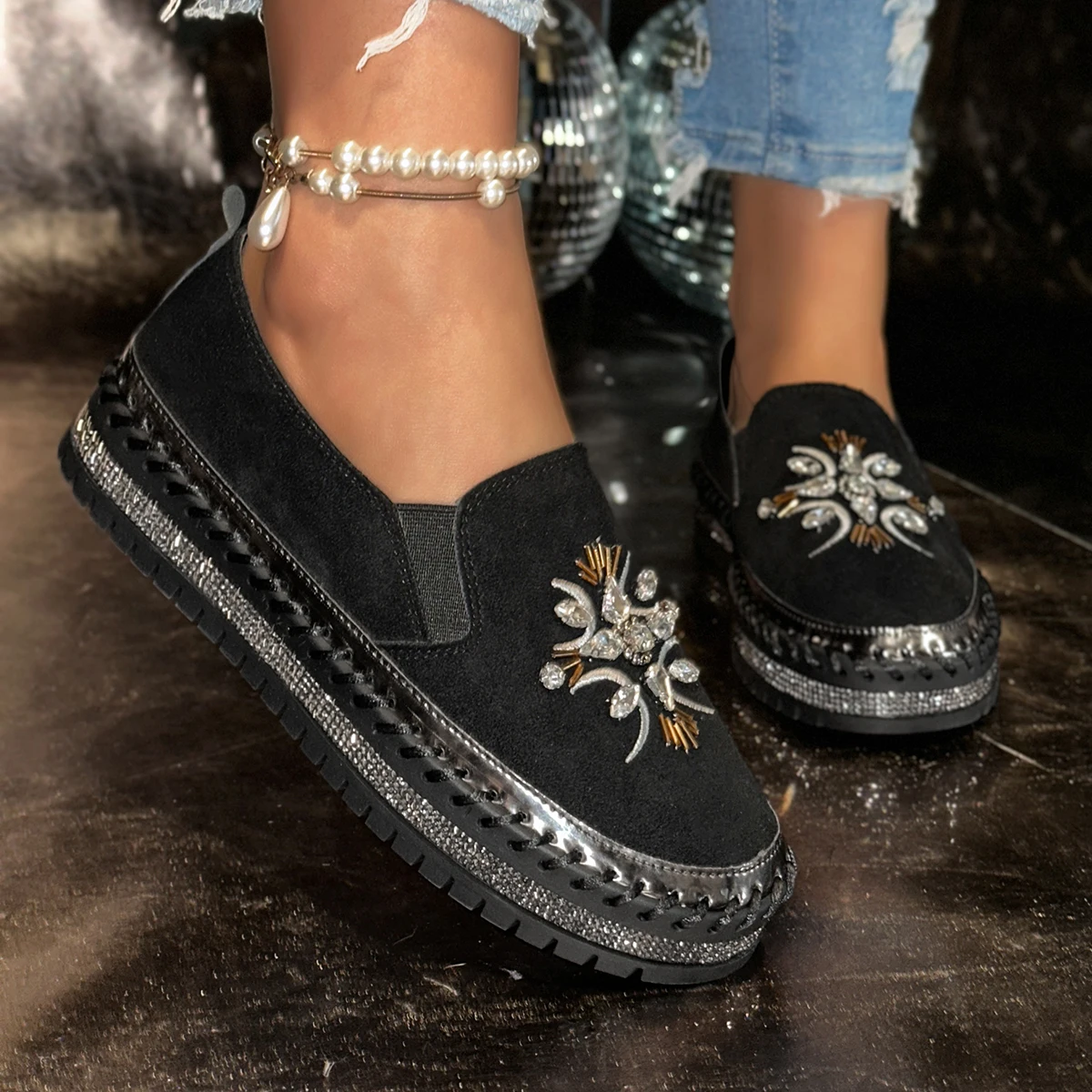 

New Women Flat Shoes Slip on Casual Comfortable Sneakers Women Fashion Fur Lightweight Sneakers Women Comfort Zapatos De Mujer