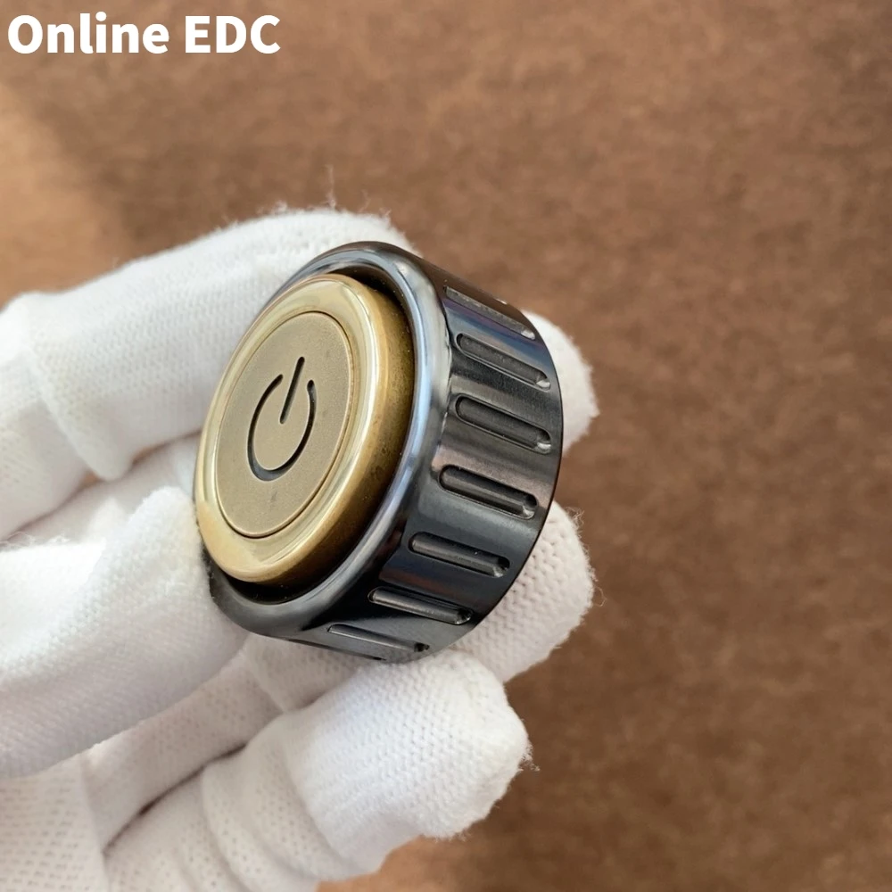 تصاميم ACEdc الأصلية المملوكة مسبقًا، إصدار محدود من نحاس الزركونيوم 50 فيدجيت سبينر #4