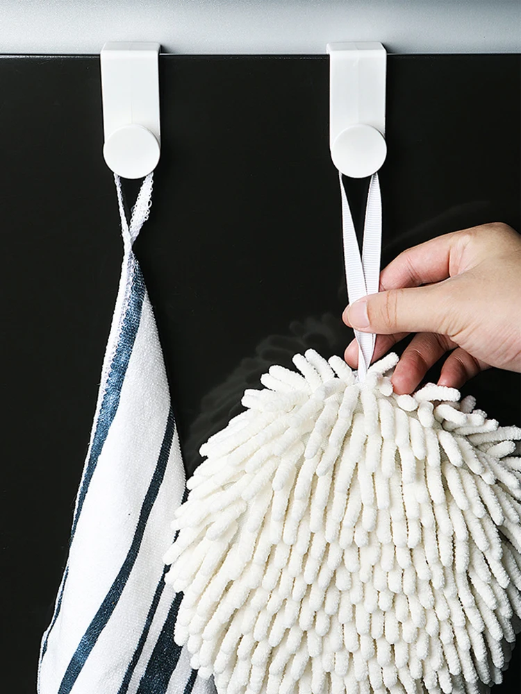 2Pcs/Set Multi-Functional Free Punching Seamless Hook White Japanese Style Home Kitchen Bathrooms Door Hooks