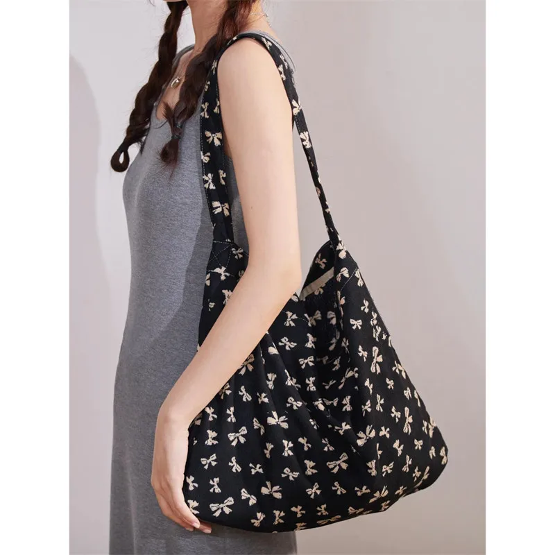 

Large Capaci Floral Canvas Tote Bag Women's Summer 2025 Trendy Buet Bag High Capaci op Bag Korean Sle Youth Dai...