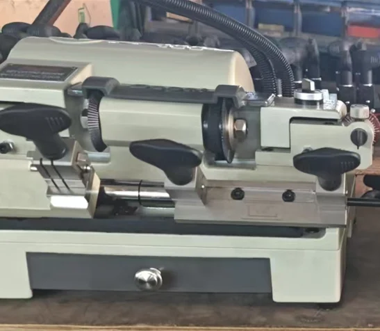 أدوات الأقفال عالية الأمان أحدث آلة قطع المفاتيح الأوتوماتيكية الذكية الاحترافية #4