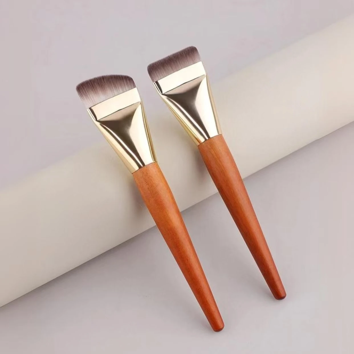 2er-Pack flacher Kopf, Ein-Wort/Schrägkopftyp, spurloser, ultradünner Foundation-Pinsel mit flachem Kopf