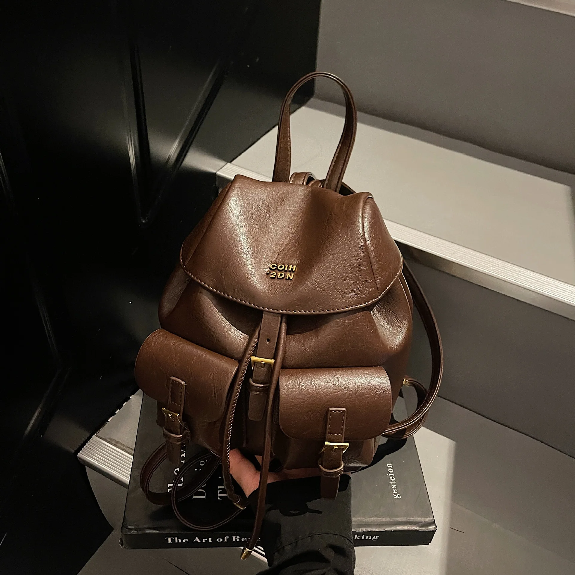 

2025 New Summer Women's Backpack - Large Capacity Stylish & Lightweight, Trendy Minimalist Double Shoulder Bag for Travel