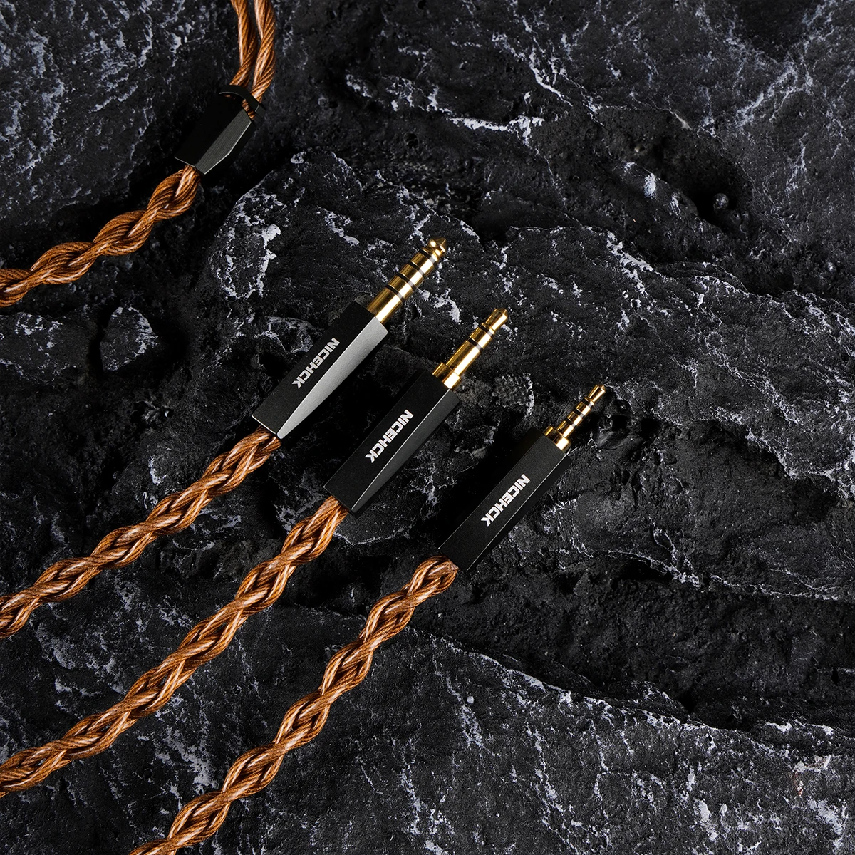 كابل NICEHCK OurLaura 16.6AWG HIFI ثلاثي مركب بريطاني عالي التوصيل نحاس MMCX/0.78 لـ Spartacus Fudu Nova MagicOne