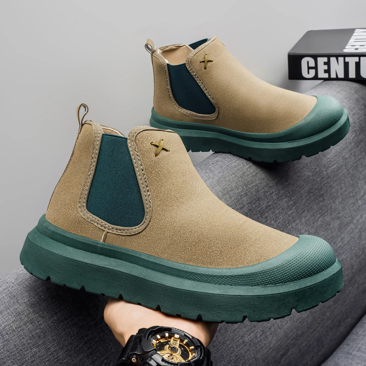

New Autumn Men's Short Boots, Comfortable and Breathable Sports Casual Shoes, Versatile and Fashionable Outdoor Boots