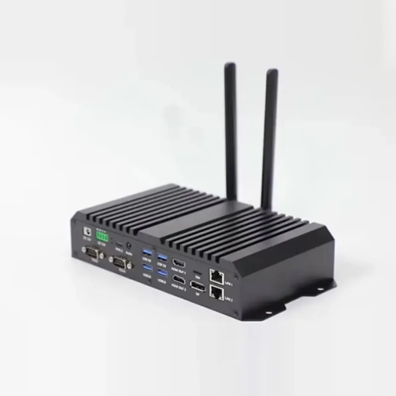 12 Media Box 8K Quad Core DDR4 8k Industrial Box Lan 1000M