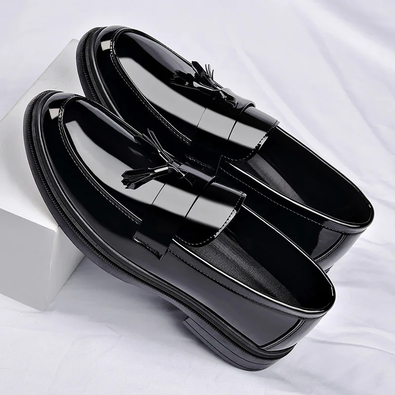 Novo estilo sapatos de couro para homens outono negócios formal plus size vestido sapatos masculinos casuais sola macia preto sapatos do noivo casamento