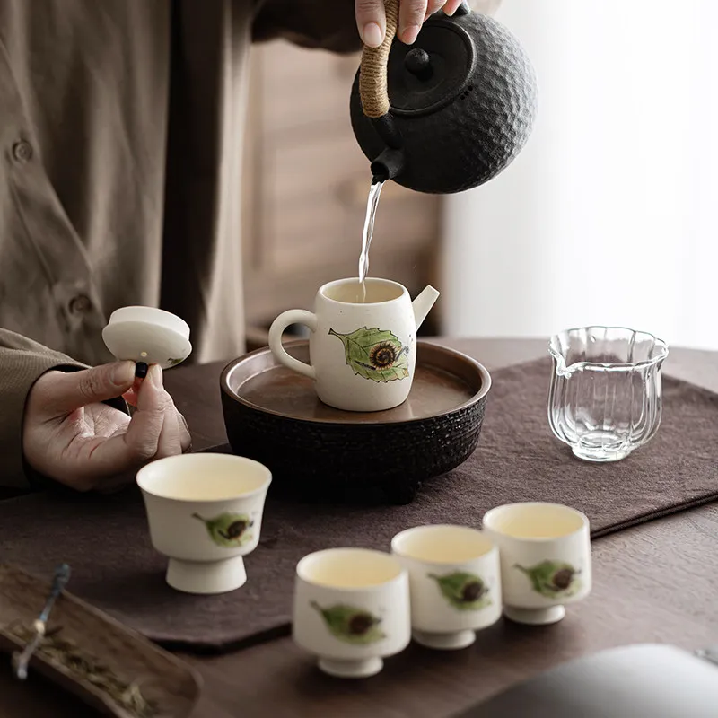 Hand Painted Ceramic Gongfu Tea Set with Teapot, Gaiwan and Cups in Gift Box for Traditional Tea Service and Entertaining