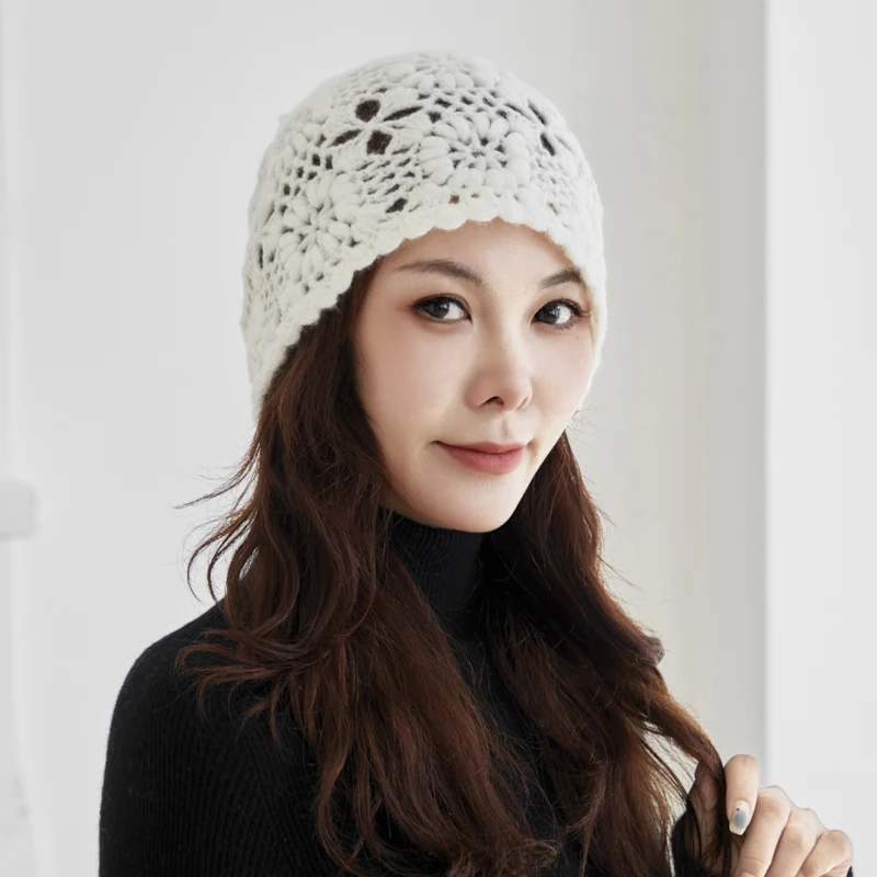 Women's Hat European and American Super Elegant Handmade Crochet 100% Cashmere Hat Women's Hollow Out Autumn Winter Knitted Hat
