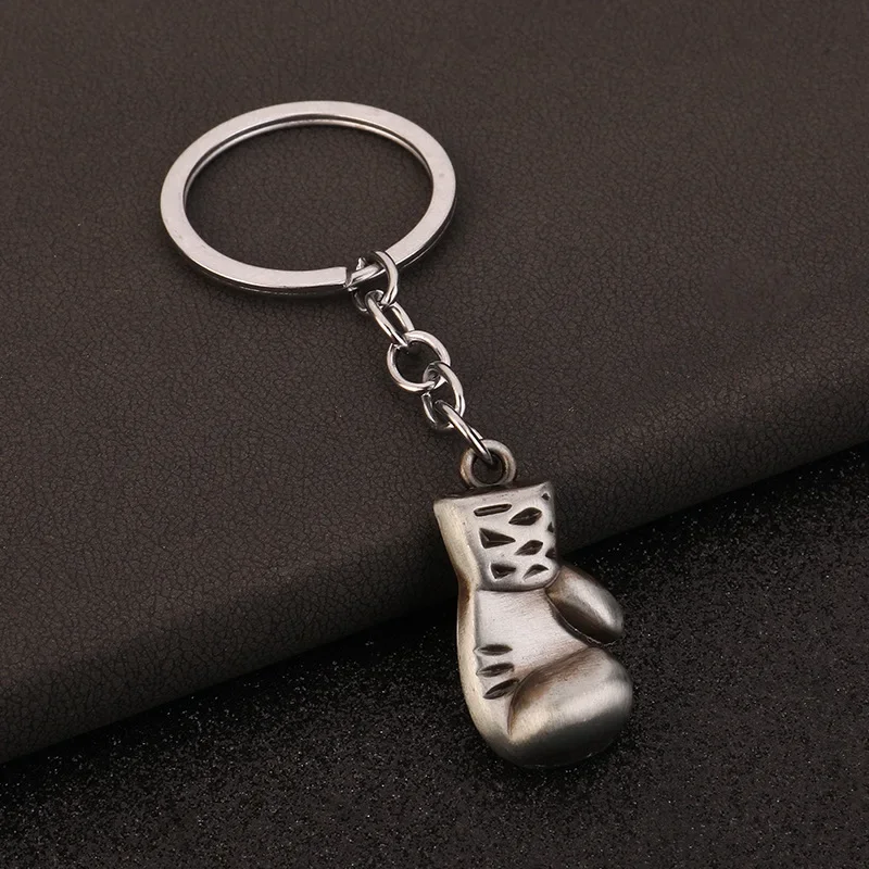 Personality new men's fitness boxing keychain boxing gloves key pendant 3D metal fighting gloves