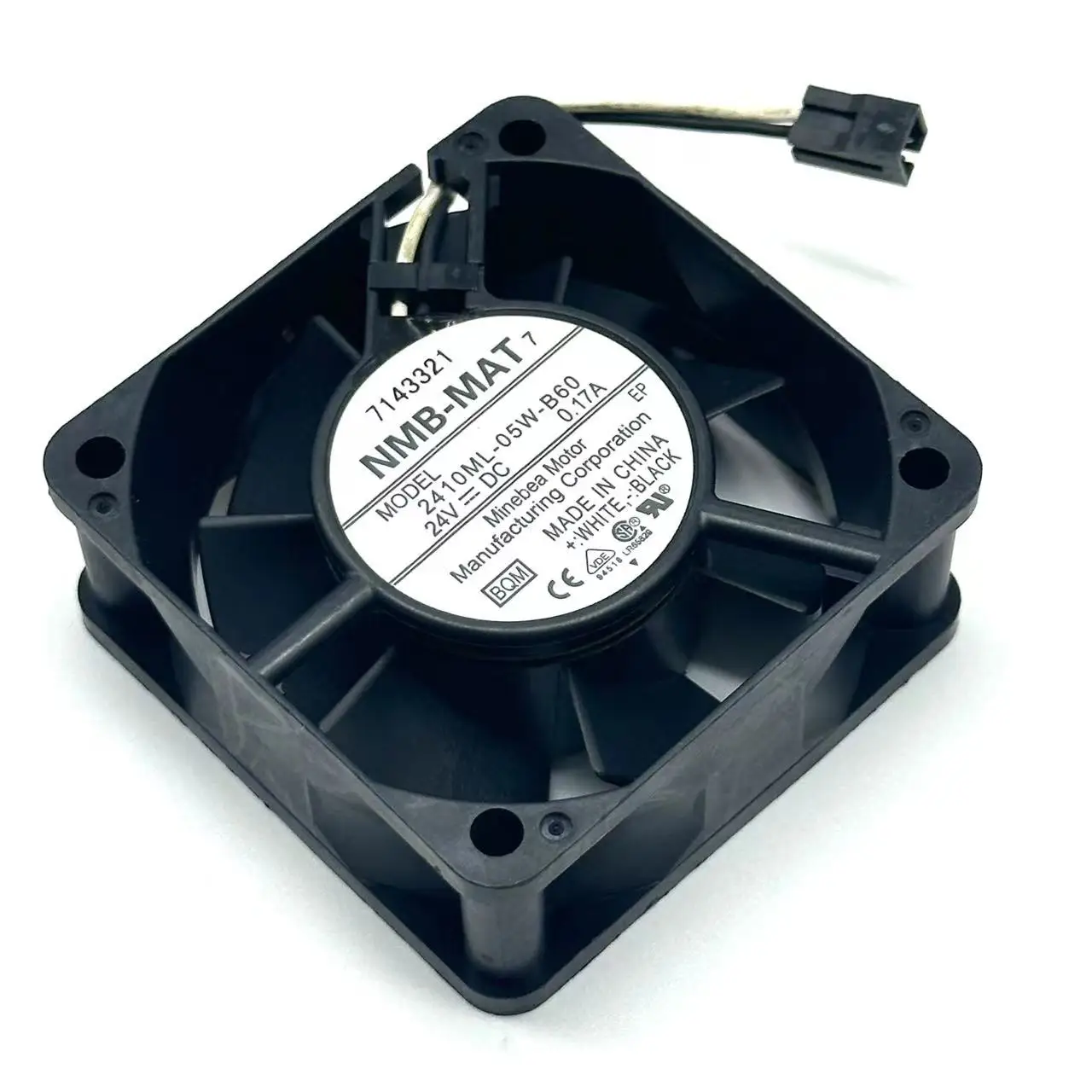 

NMB-MAT 2410ML-05W-B60 BQM DC 24V 0.17A 60X60X25mm Server Cooling Fan