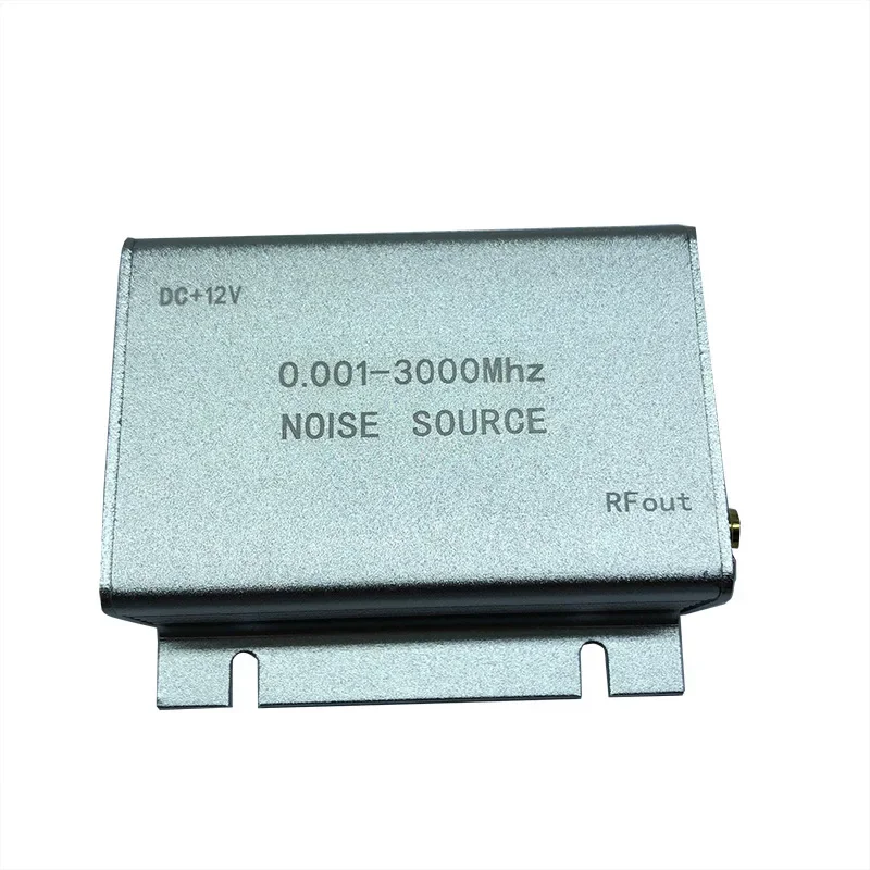 Noise Source noise sourceSimple Spectrum Tracking SourceDC12VPower Supply 0.001-3000mhzShell