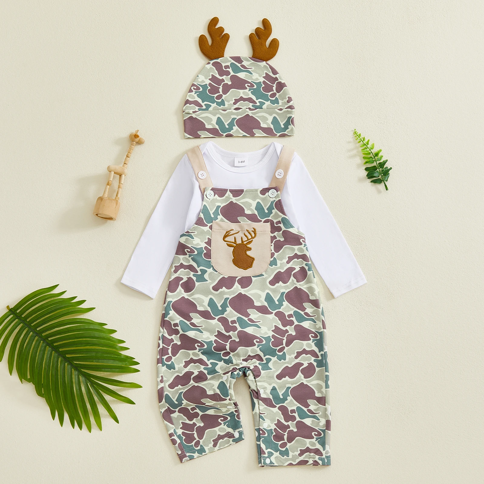 2026 السنة الجديدة الشتاء بيبي بوي الخريف الزي الصلبة طويلة الأكمام رومبير عيد الميلاد كامو عموما السراويل وقبعة 3 قطعة مجموعات الطفل