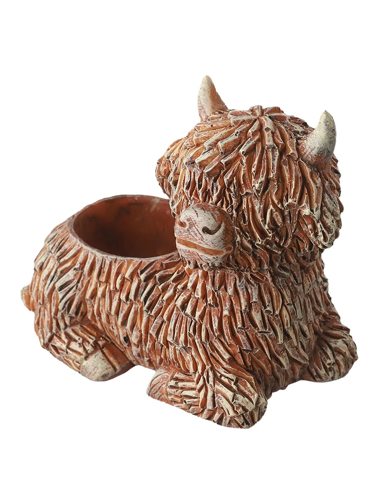 Cute Cow Ornament Highland Cattle Statue Festival Decor Cute Shape Fade Resistant Holiday Decoration No Installation Required