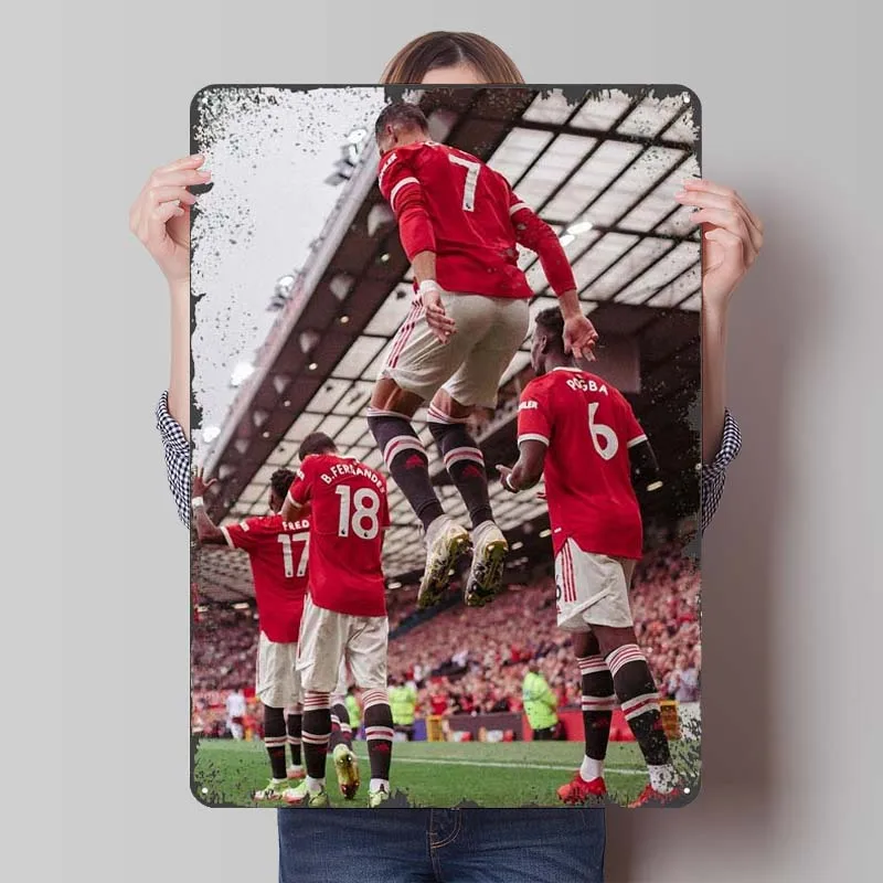 Cristiano Ronaldo Goal Celebration Metal Poster Soccer Sports Custom Signs Bathroom Decor Metal Tin Sign for Wall Art Decoration