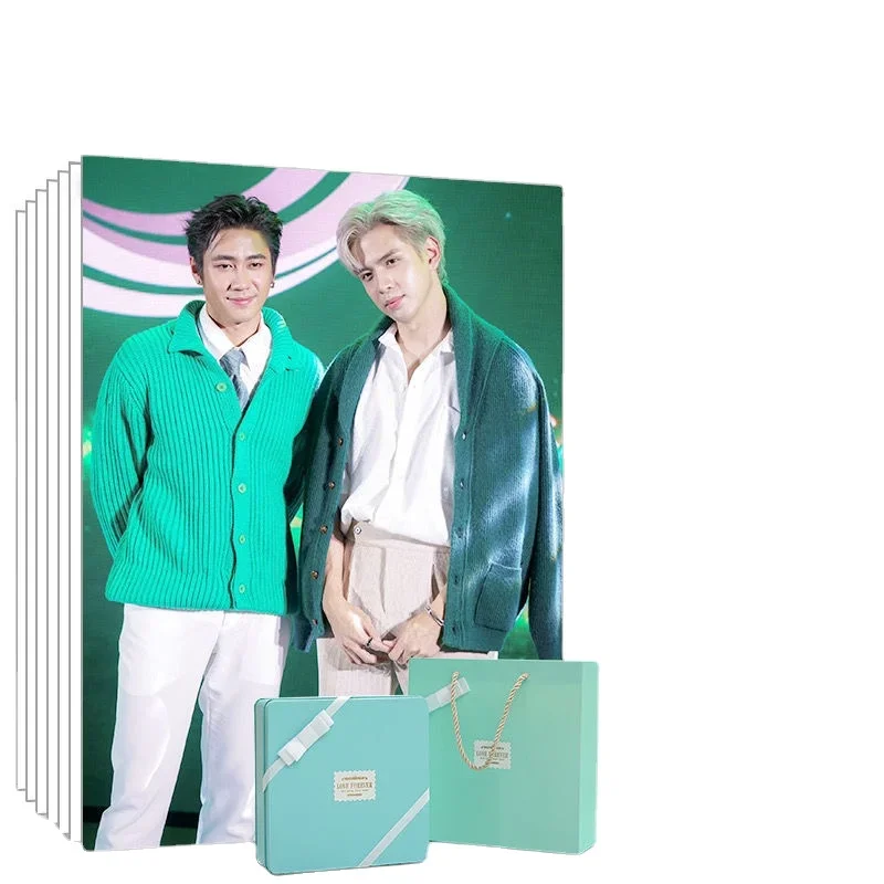 Póster HD JamFilm + calendario + marcapáginas + pegatina de tarjeta + insignia + juego de papelería de tarjetas, película de TV tailandesa, fotos de Thanpat, paquete de regalo de caja de lata