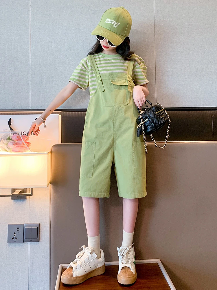 

Girls' new summer striped overalls set, casual two-piece outfit for older children, stylish and trendy look