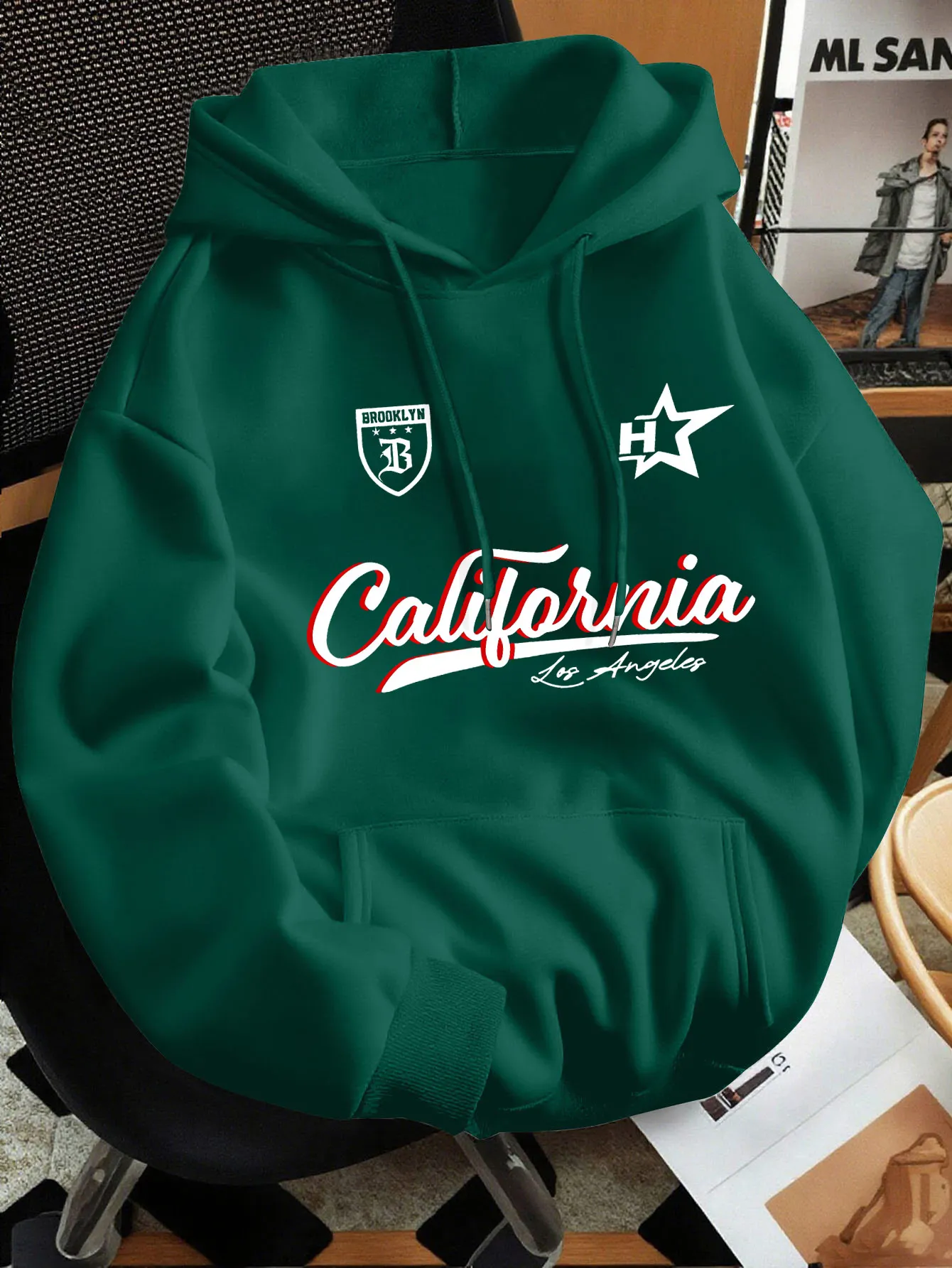 Fall/Winter Halloween California Letter Print Fleece Hooded Sweatshirt for Men and Women, Couple Streetwear