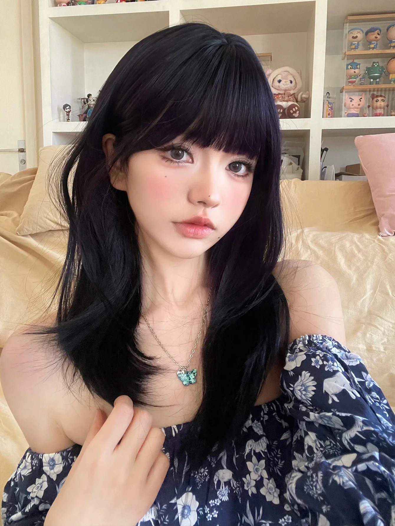 20Inch Dark Purple Sexy Synthetic Wigs with Bang Neatly Trimmed Medium Natural Straight Hair Wig For Women Daily Heat Resistant