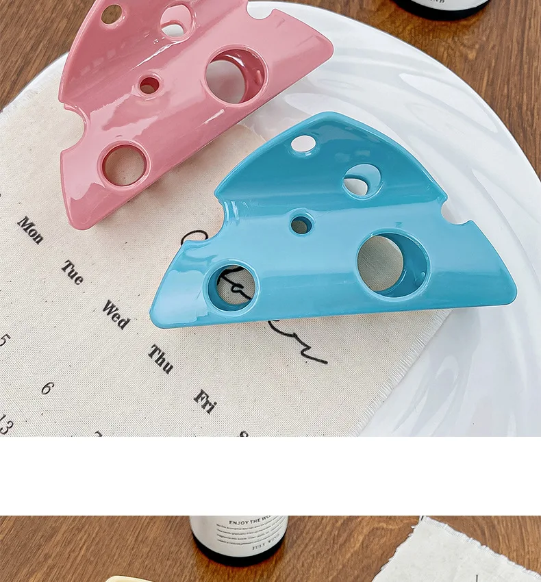 Women's Claw Clips Cute Cheese And Cheese Grab Clips Fun Hair Clips Coiled Hair Accessories Large High End Kawaii Shark Clips