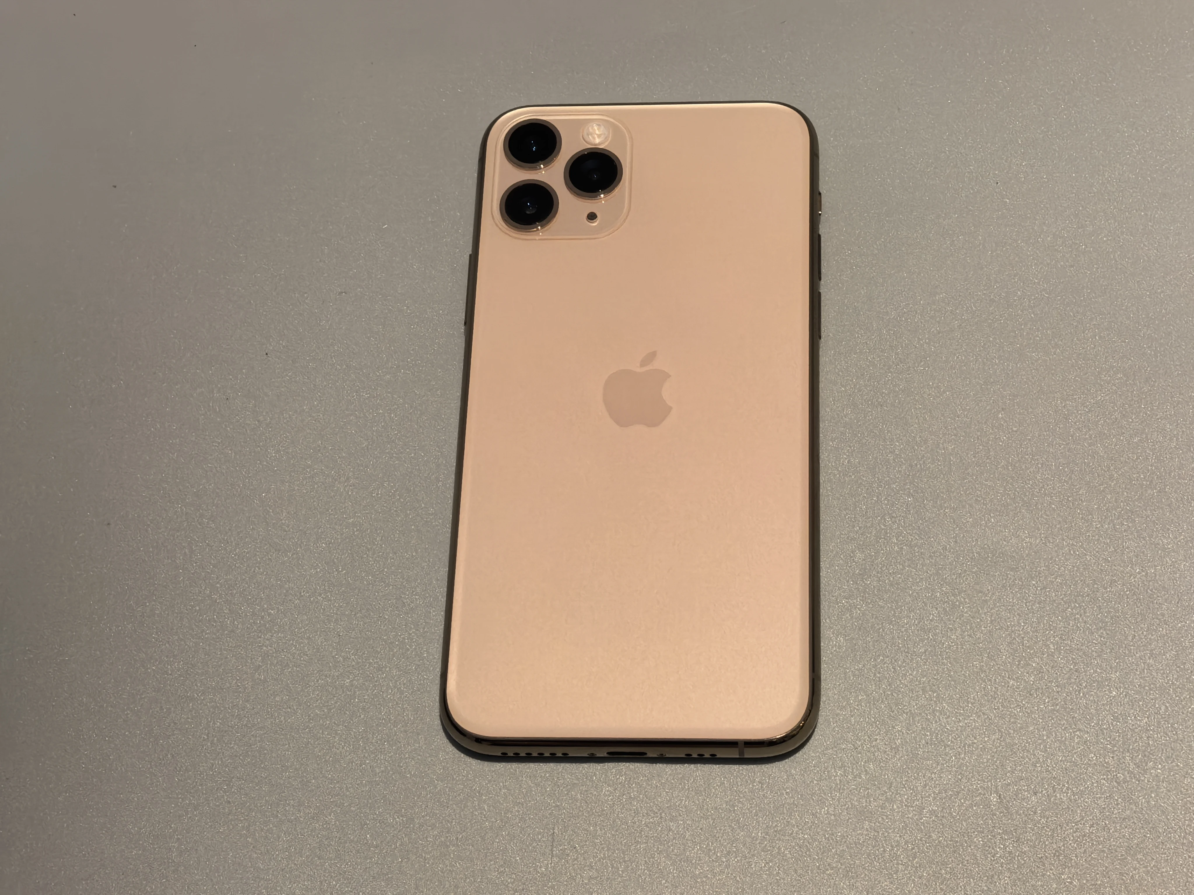 هاتف Apple iPhone 11 Pro 64GB 256GB ROM مستعمل هاتف محمول أصلي 5.8 بوصة Super Retina A13 IOS Face ID هاتف محمول 4G LTE مفتوح