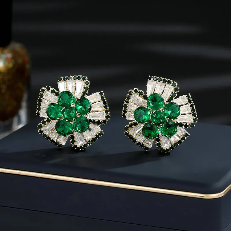 

New Retro High-End Light Luxury Fashion Super Shiny Colorful Zircon Inlaid Three-Dimensional Flower Large Stud Earrings
