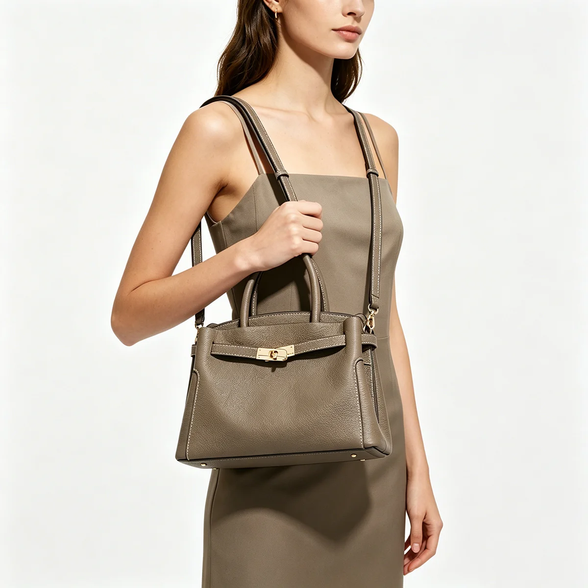 FOXER Genuine Leather Women's  - Luxury Bags For Sale recension och pris