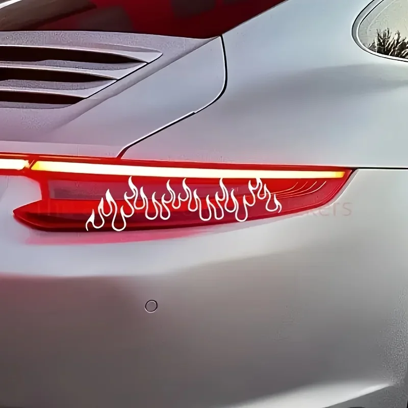 2 Stück/Set Weiße Flammen Wasserdichte Vinyl-Aufkleber für Auto-Rückleuchten Auto-Karosserie-Styling Zubehör