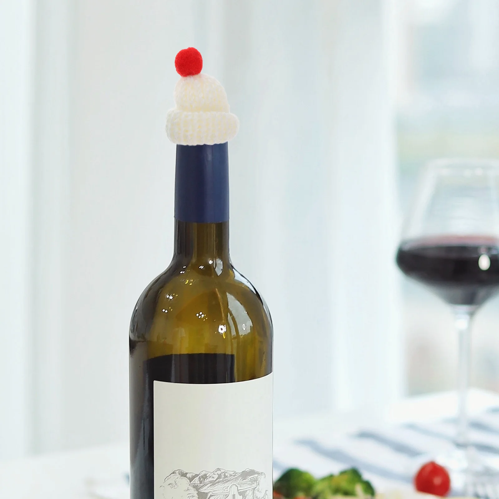 

24Pcs Christmas Mini Knitted Hats Adorable Handcrafted Tiny Knit Caps for DIY Craft Wine Bottle Decor Cup Ornament Xmas Party