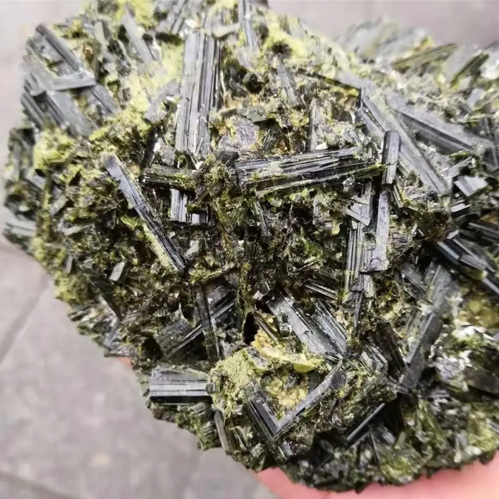 Natural Green Tourmaline Raw Stone Mineral Specimen Gemstones Healing  Collect Reiki Crystals Rock Stones 1pc