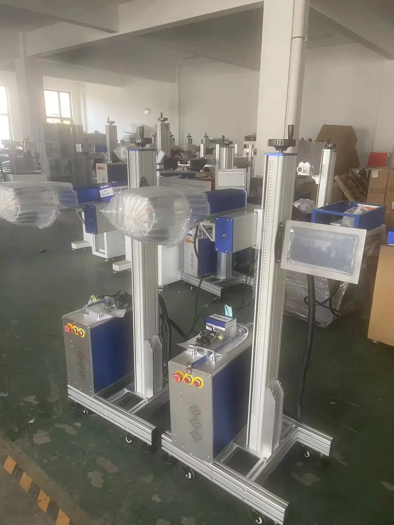 FM-600 laser markierung maschine voll automatische flug montagelinie laser markierung maschine für metall