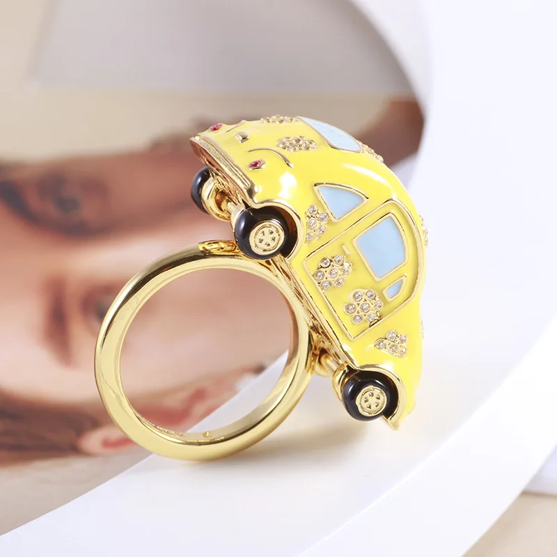 

New European and American Fashion Enamelled Rhinestones Inlaid Car Shape Personality Ring Women's Jewelry