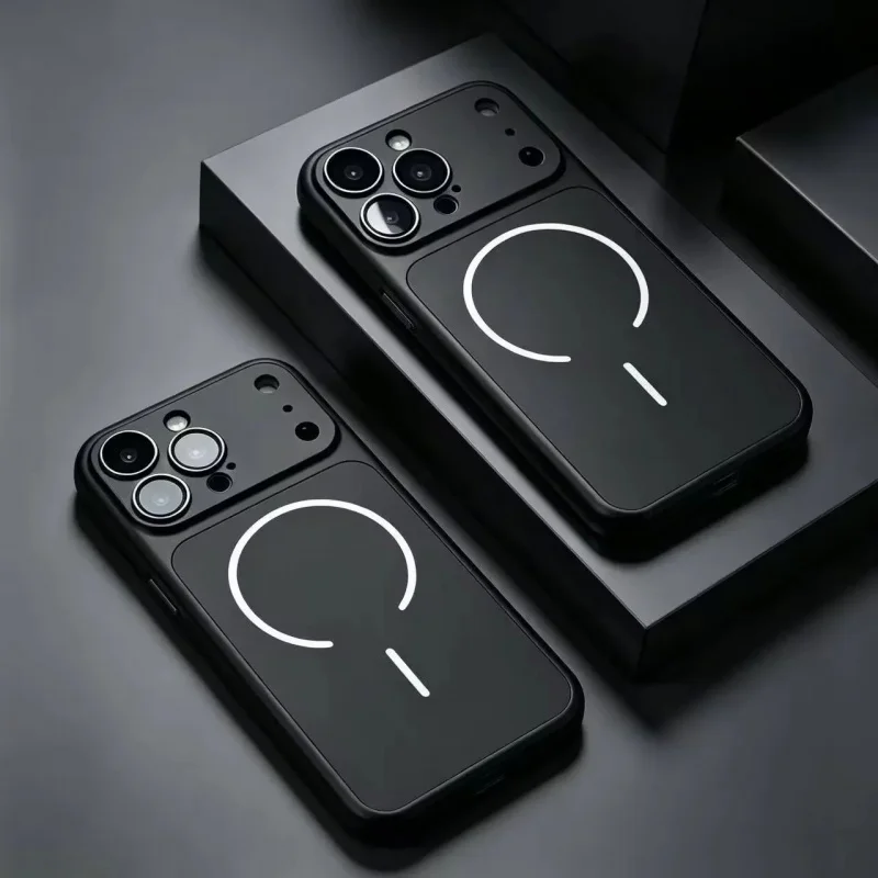 Luxuriöse, offizielle, bordeauxrote Magnet-Hülle für iPhone 18, 17, 16, 15, 14, 13 Pro Max, mit Magsafe-Kompatibilität, mattierter Oberfläche und stoßdämpfender Rückseite. – Detail 3