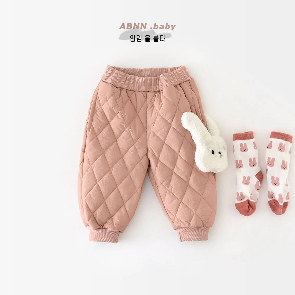 Winter Baby Girls Pants Cotton Padded Cartoon Rabbit Patched Solid Warm Infant Girls Trousers Exterior Cute Toddler Girl Pants