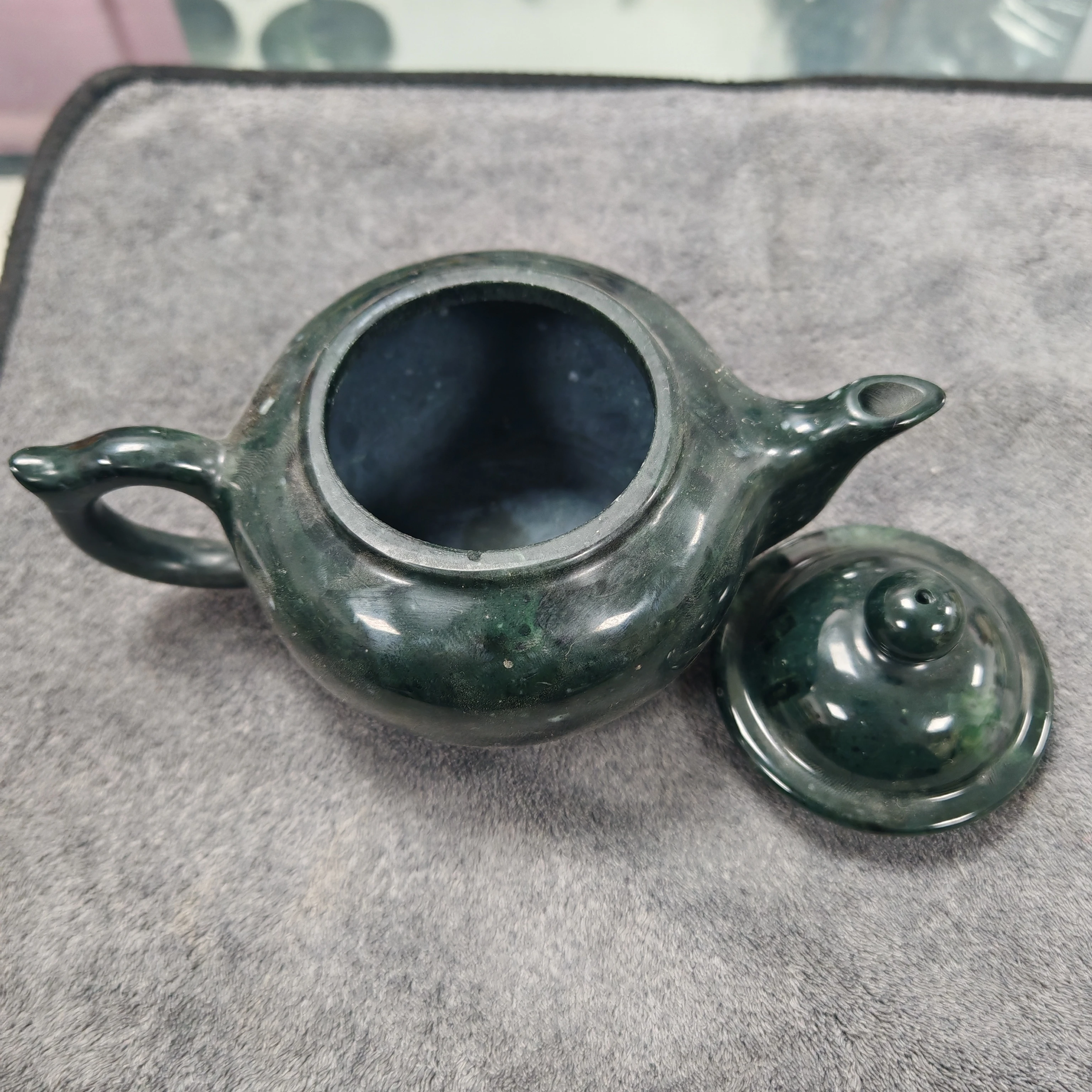 Natural Stone Teapot Green Jade Water Pots Kettles Chinese Tea Ceremony Kung Fu Teaset China Tibetan Medicine King Stone Teapots